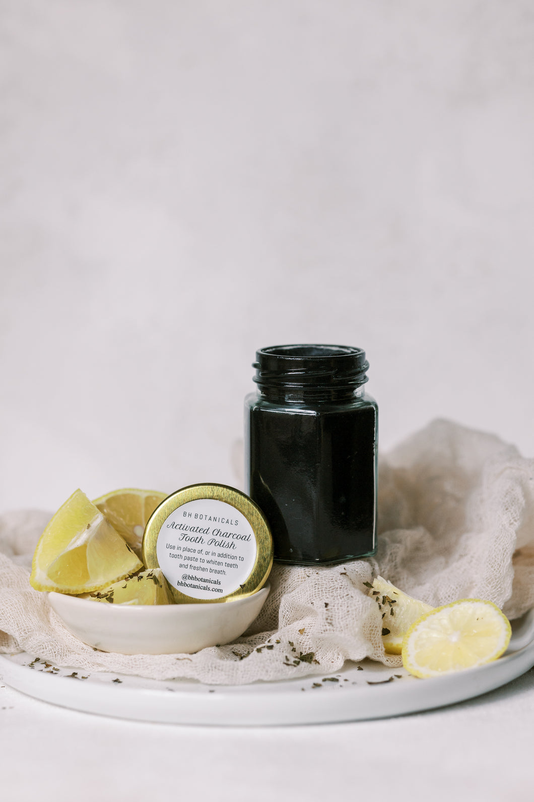Activated Charcoal Tooth Polish